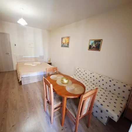 Argisht Complex 208 Apartment Golden Sands